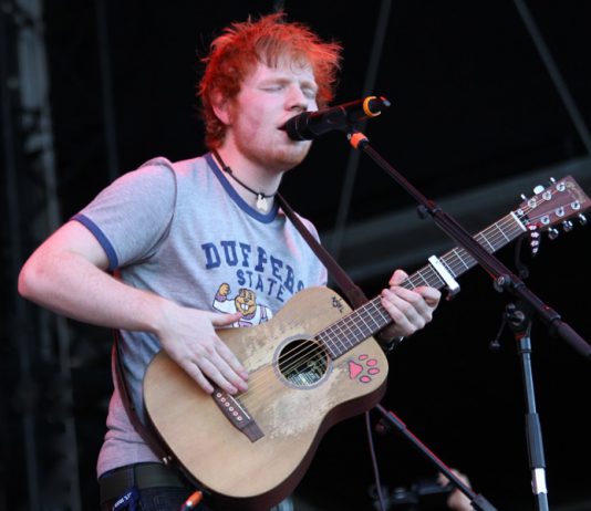 Эд Ширан запускает собственную гитарную линию ed_sheeran_январь_2019