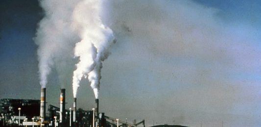 Стриминг загрязняет планету больше, чем любой другой музыкальный формат air_pollution_апрель_2019