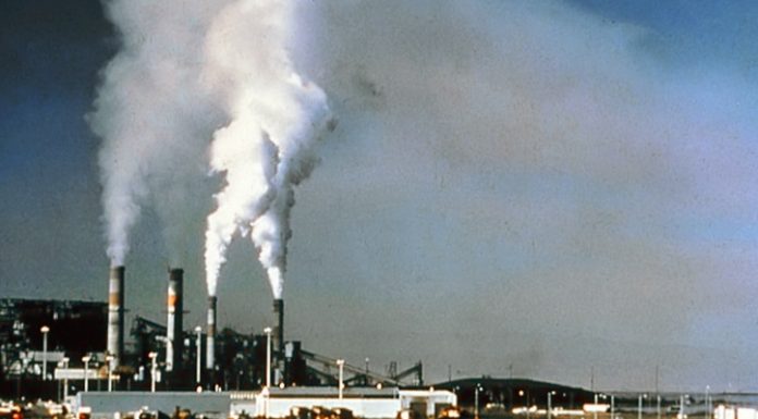 Стриминг загрязняет планету больше, чем любой другой музыкальный формат air_pollution_апрель_2019